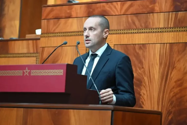احتجاجات بالحسيمة بسبب خصاص حاد في أطباء الصحة النفسية والعقلية