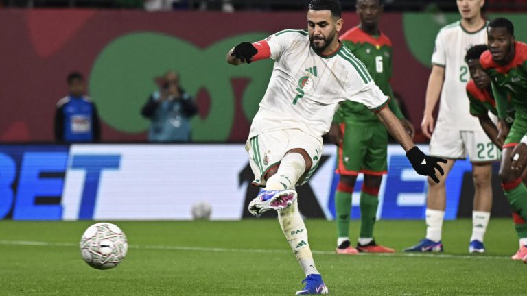 (كان المغرب).. المنتخب الجزائري يفوز على بوركينافاسو ويتأهل إلى الدور الثاني