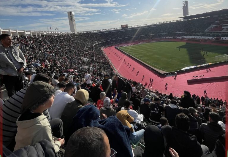 جماهير أكادير تصنع الحدث في ملعب أدرار وسط إشادة مصرية كبيرة