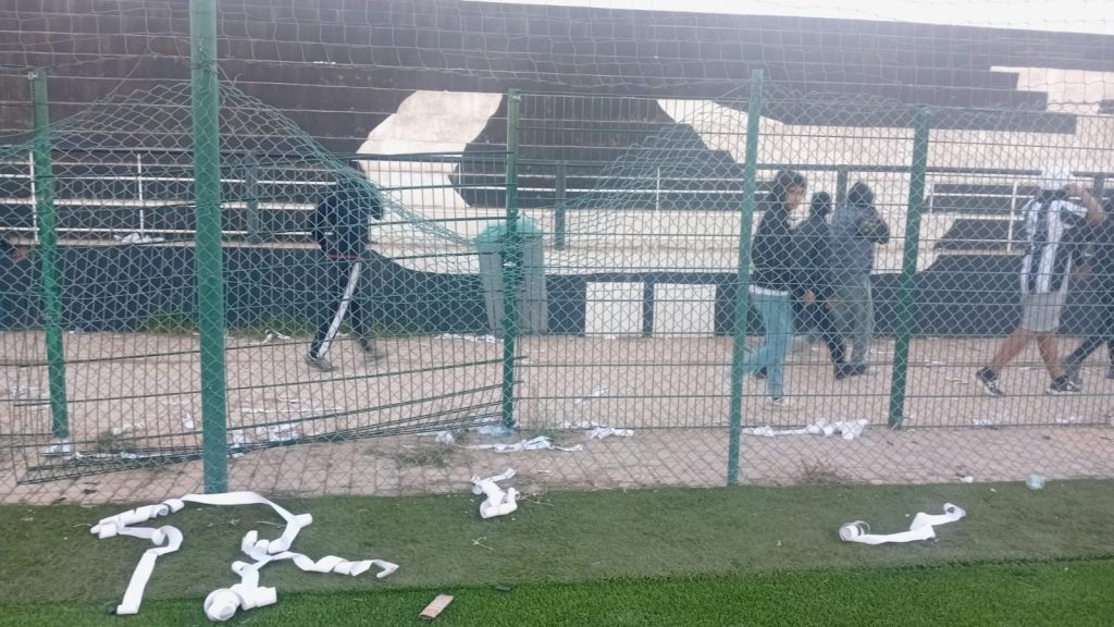 أعمال شغب وتخريب تعكر صفو ديربي الشرق بين المولودية والاتحاد الوجدي (صور)