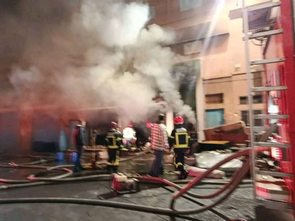 اندلاع حريق في محل لبيع الأفرشة بحي اليوسفية بتزنيت دون تسجيل إصابات