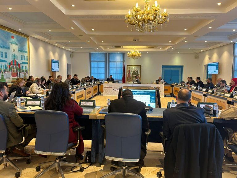 المضيق الفنيدق.. اجتماع لجنة التنمية البشرية تحت إشراف عامل الإقليم