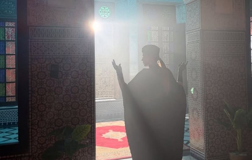 أسماء لمنور تشوق جمهورها لأغنية الكان الجديدة