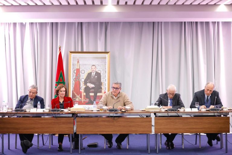 التجمع الوطني للأحرار يثمن نجاح الحكومة في تحسين الأداء العام للاقتصاد