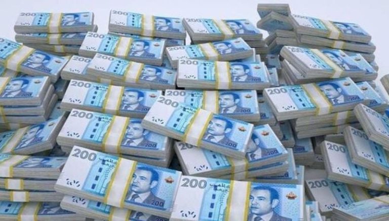 سرقة 40 مليون سنتيم من داخل سيارة تاجر بإقليم شيشاوة