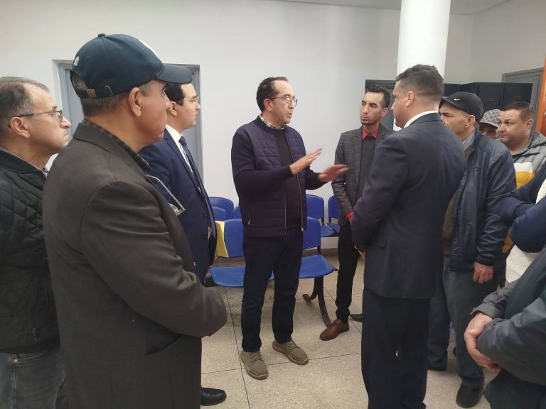 عامل إقليم الحسيمة يتفقد أوضاع الجماعات القروية وتتبع المشاريع التنموية