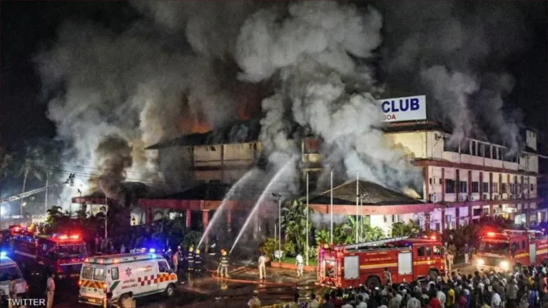 فاجعة في الهند: 25 قتيلاً في حريق مهول يهز أشهر مدينة سياحية