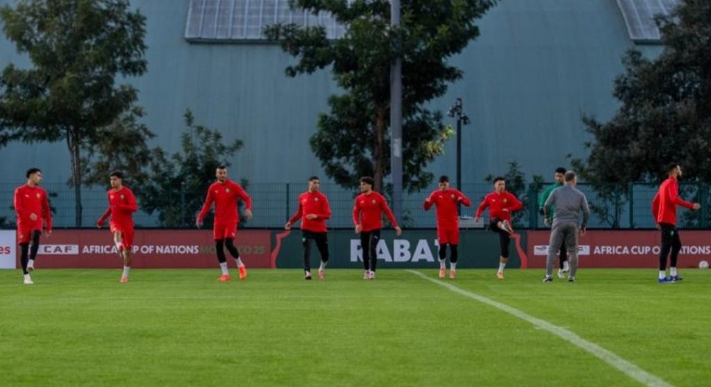 المنتخب المغربي ينهي استعداداته لمواجهة جزر القمر في افتتاح كأس إفريقيا