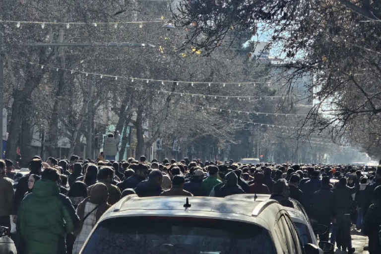 احتجاجات ايران