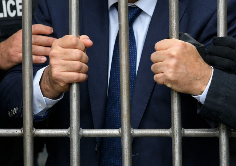 مراكش.. توقيف شخص انتحل صفة وكيل الملك