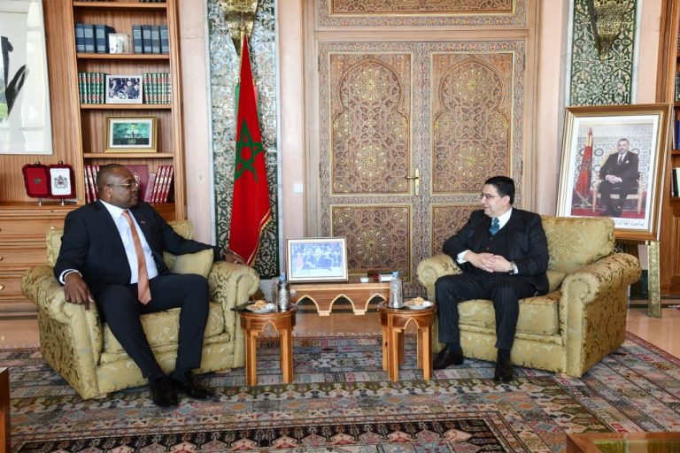 المغرب وسورينام