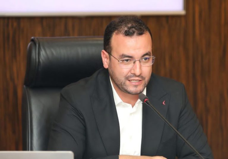 الإنفعال الرياضي وحدوده في فهم العلاقات الدولية