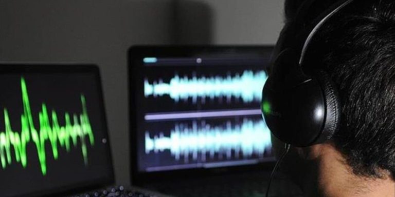 منها واتساب.. تعديل قانوني يفتح باب مراقبة الاتصالات الرقمية