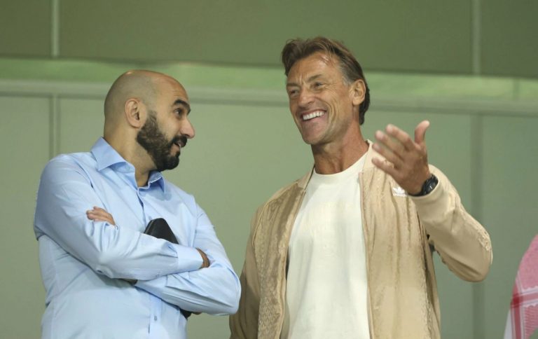 متجاوزا رونار.. الركراكي أكثر المدربين قيادة للمنتخب المغربي في المباريات