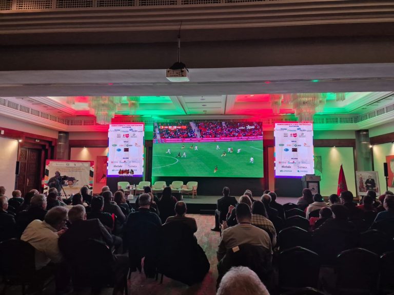 أطباء أفارقة يحتفون بالدار البيضاء بتأهل المنتخب المغربي لنصف نهائي الكان