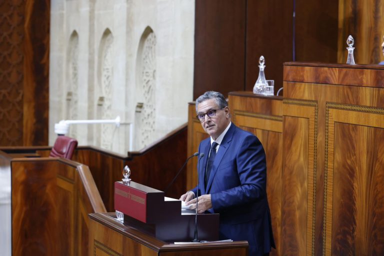 أخنوش يرد على المشوشين: ملاعب المغرب اجتازت اختبار الأمطار الغزيرة بنجاح خلال الكان