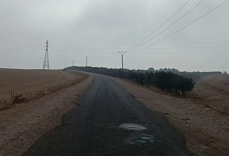 رغم الوعود بإصلاحها.. طريق سطات العراعير كابوسٌ مرعبٌ يهدد مستعمليها