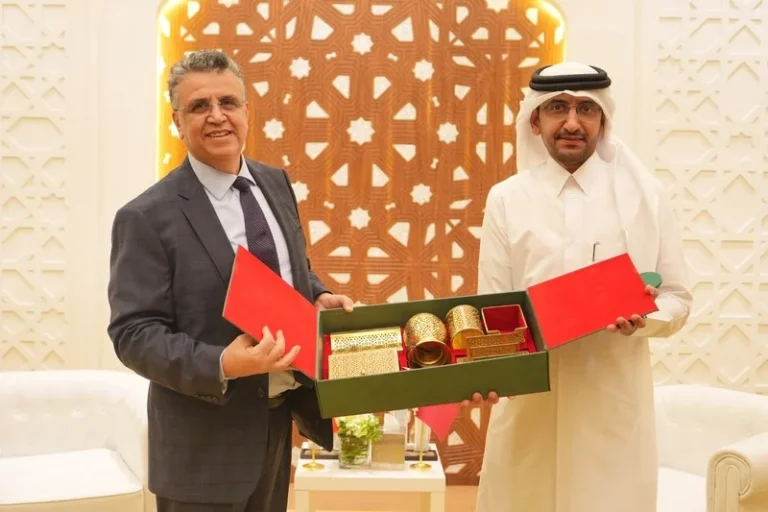 وهبي يلتقي نظيره القطري لتعزيز التعاون القانوني والقضائي