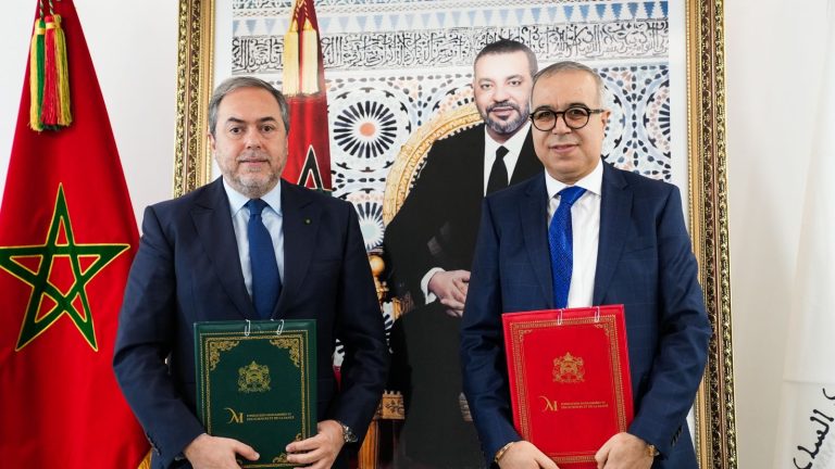 لارام و ومؤسسة محمد السادس لعلوم الصحة توقعان شراكة استراتيجية في مجال الطب الجوي