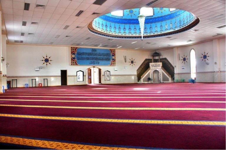 رسم لخنزير وإساءات للمسلمين.. رسالة تهديد تصل لأكبر مسجد بأستراليا
