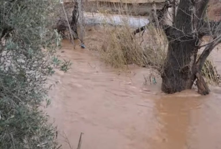 إفران.. أمطار غزيرة تتسبب في أضرار بقنطرة احتياطية بجماعة سيدي المخفي