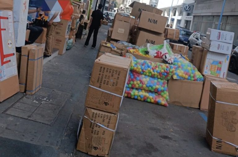 احتلال الملك العام بدرب عمر يتواصل وسط صمت سلطات الدار البيضاء