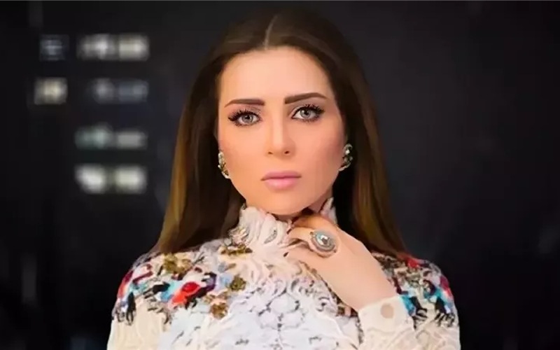 مصر.. تدهور الحالة الصحية للفنانة مي عز الدين ونقلها إلى العناية المركزة
