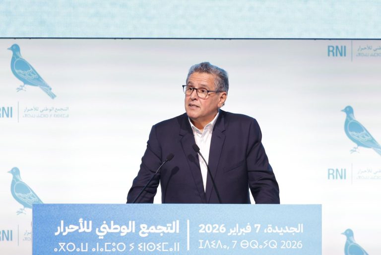أخنوش لمناضلي حزبه: أوصيكم بالعمل بتفانٍ تحت توجيهات الملك