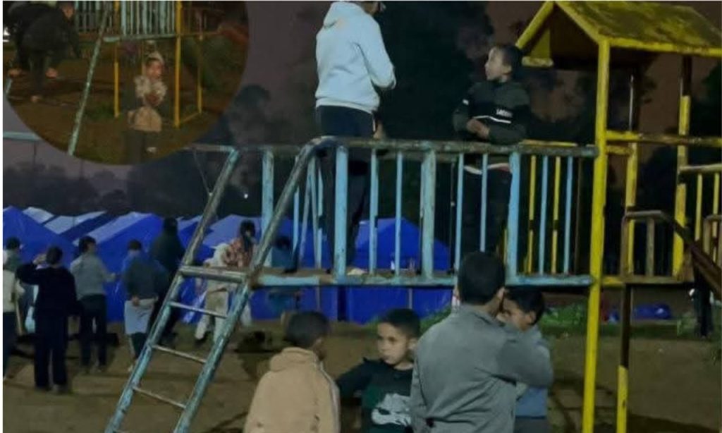 الفيضانات.. فضاء ترفيهي يعيد البسمة لأطفال مخيم الإيواء بالقنيطرة