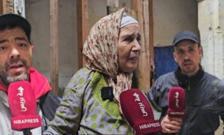 المدينة العتيقة بفاس.. منازل تتهاوى وأرواح على المحك (فيديو)
