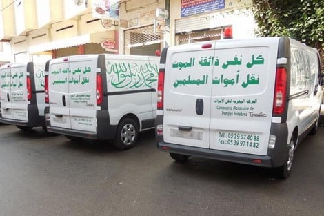 قرار حكومي "يحافظ" على العبارات الدينية على سيارات نقل الأموات