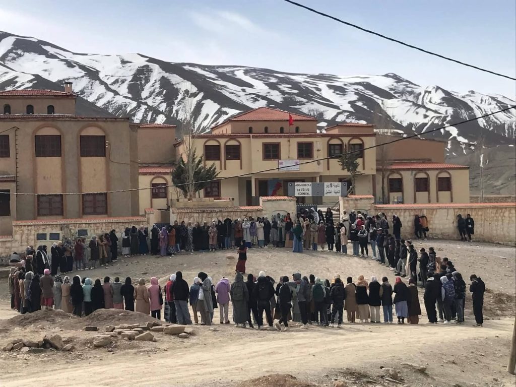 تلاميذ يحتجون على جودة الإطعام بالقسم الداخلي بإملشيل