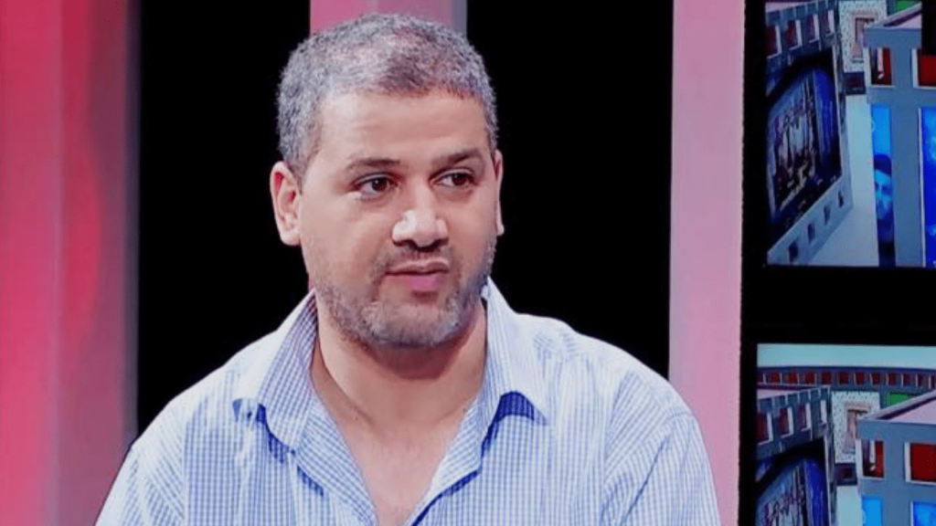 تحدث عن احتجاجات جانت.. السلطات الجزائرية تعتقل الصحفي عبد العالي مزغيش