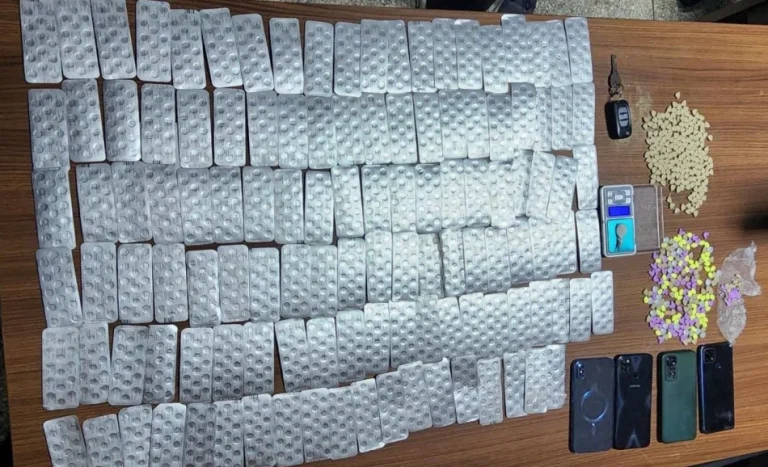 تنسيق أمني يقود إلى توقيف (حمالة) وشريكها بحوزتهما 3000 قرص مهلوس بمراكش