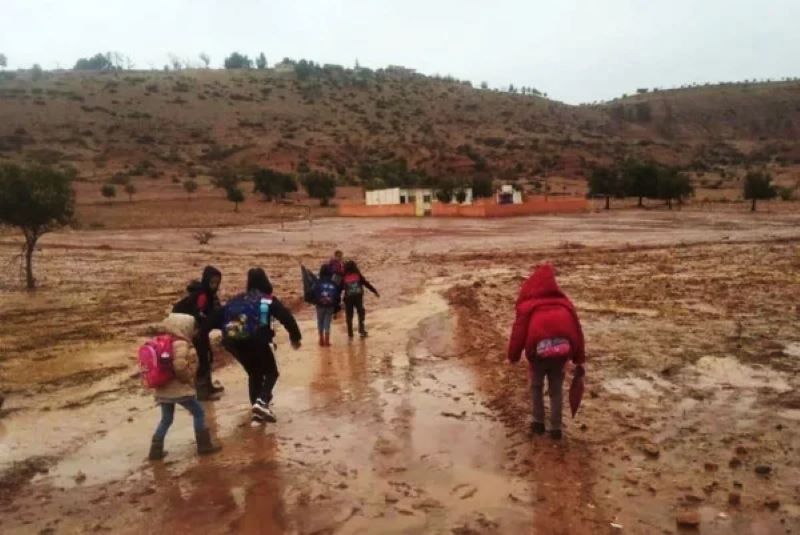 سوء الأحوال الجوية.. تمديد تعليق الدراسة لثلاثة أيام إضافية بإقليم تاونات