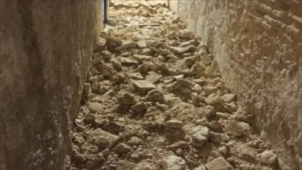 فاس.. انهيار جزئي لحائط يعيد ملف البنايات المهددة للسقوط إلى الواجهة