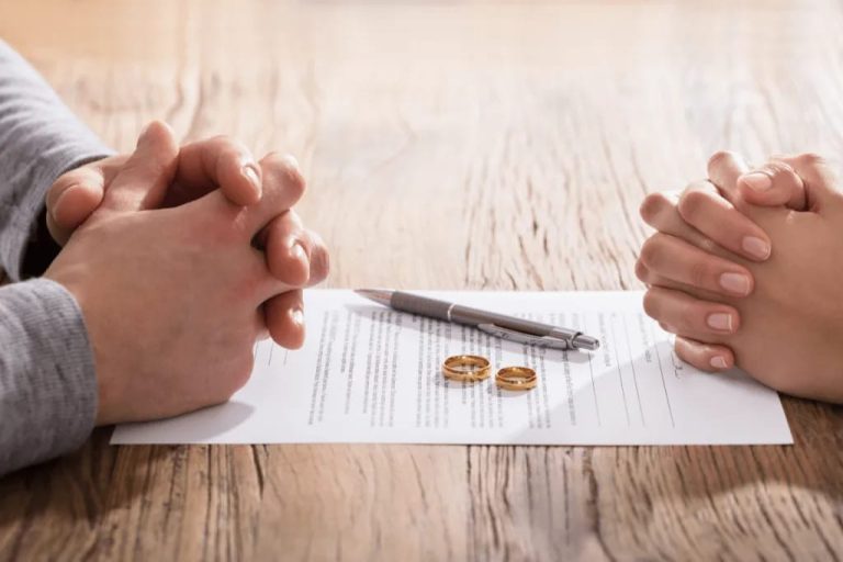البيضاء: قضية طلاق شقاق بين زوجين تنتهي بفضيحة