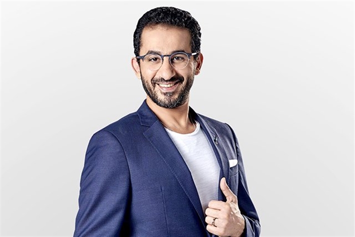 صدمة في منزل أحمد حلمي.. اتهامات بالاحتيال تطال أقرب المقربين