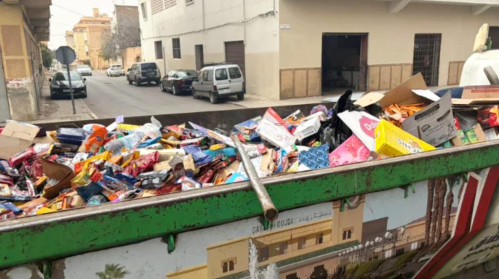وجدة .. حجز وإتلاف قرابة طنين من المواد الغذائية الفاسدة