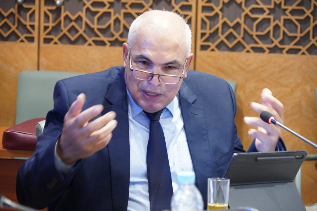بسبب تصريحات مزور.. برلماني يسائل وزير الصناعة حول الكفاءات المغربية بالخارج ​