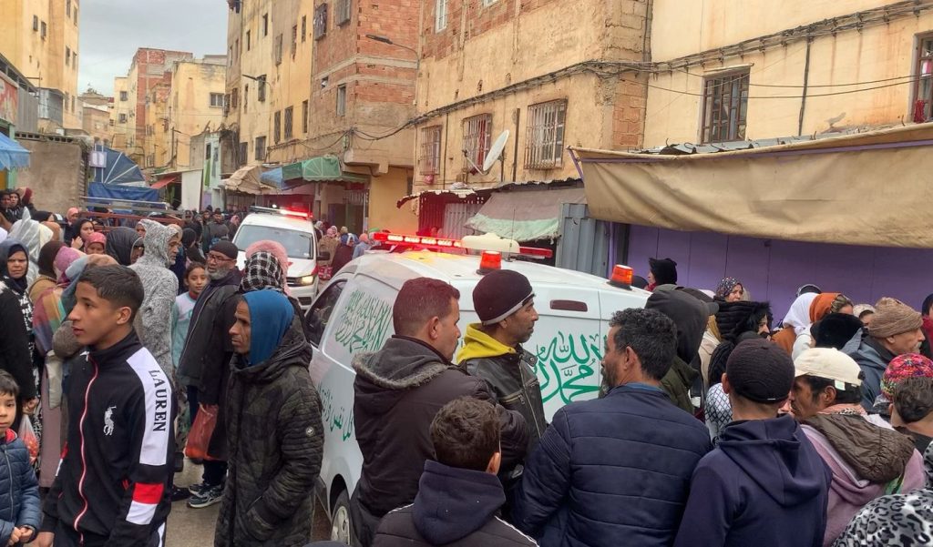 فاس.. شاب يُنهي حياة والده بحي عوينات الحجاج والشرطة توقف الجاني