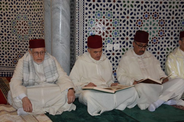 الناظور.. إحياء ليلة القدر بمسجد محمد السادس تجمع روحاني يلهب القلوب