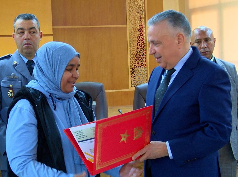 إقليم فجيج .. توزيع الشطر الثاني من دعم "المبادرة الوطنية" لفائدة 54 شاباً وشابة ​