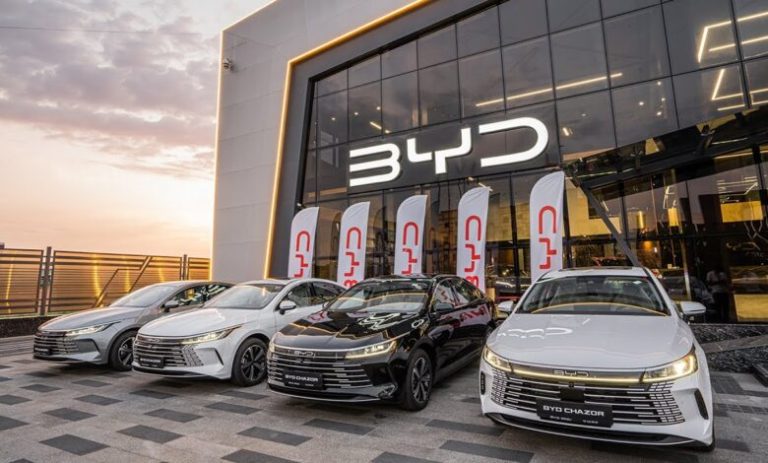 تراجع حاد في مبيعات BYD وإرجاع الآلاف من السيارات للمصنع بسبب أعطاب تقنية