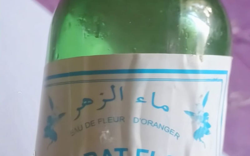 سلطات سلا تغلق معملًا سريًا لإنتاج “ماء الزهر” الفاسد بحي الرحمة