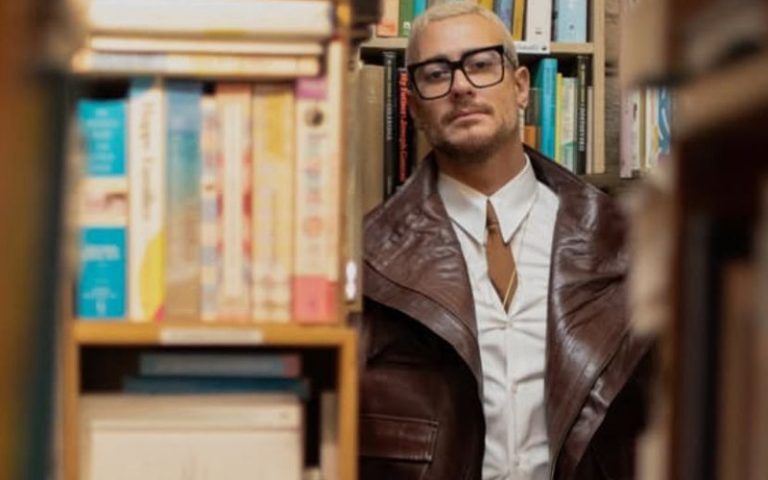 وثائق "اللحظة الأخيرة" تقلب الطاولة ..هل اقتربت نهاية كابوس الابتزاز لسعد لمجرد؟