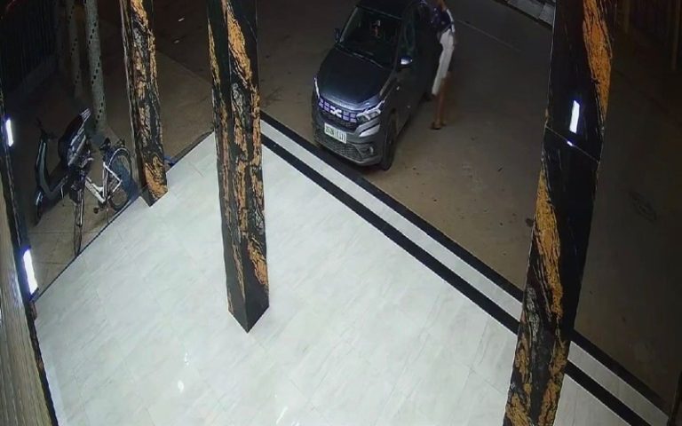 قلعة السراغنة.. إيقاف جانح خرب سيارات بالشارع العام