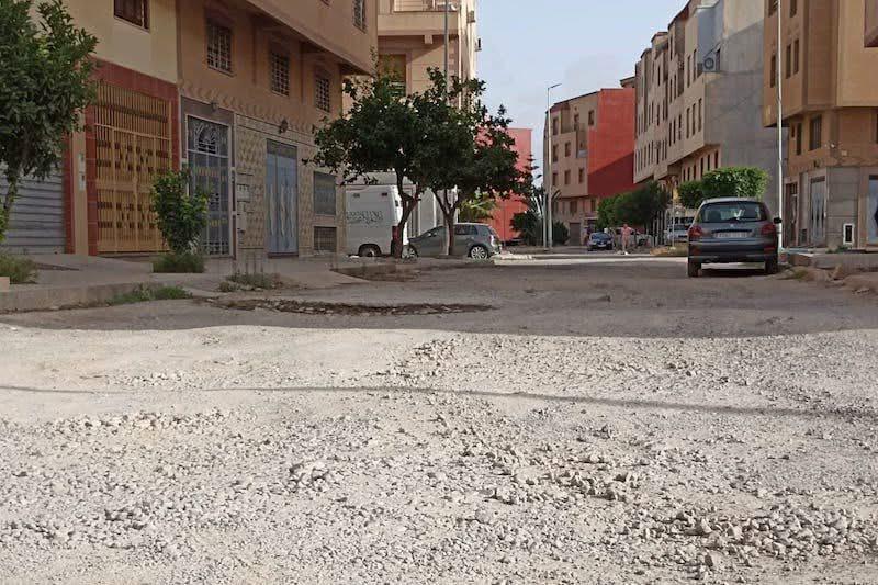 مليارات فائضة سنوياً بالناظور.. أين تذهب الأموال بينما الشوارع مليئة بالحفر؟
