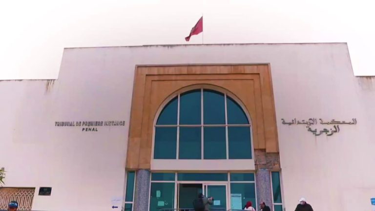 سقوط زعيمة شبكة "تجار الأزمات" في قبضة العدالة بالبيضاء (فيديو)
