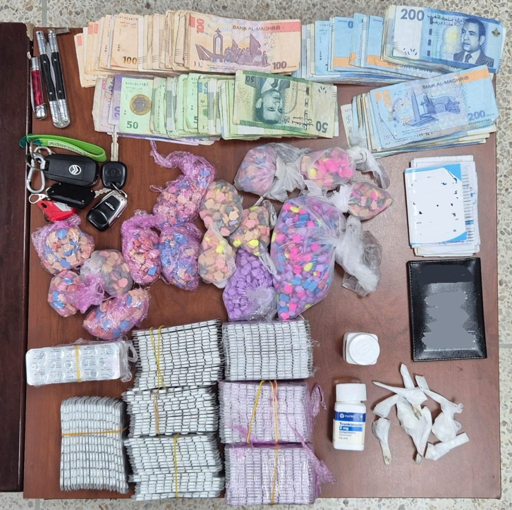 توقيف 3 أشخاص بطنجة بسبب ترويج المخدرات